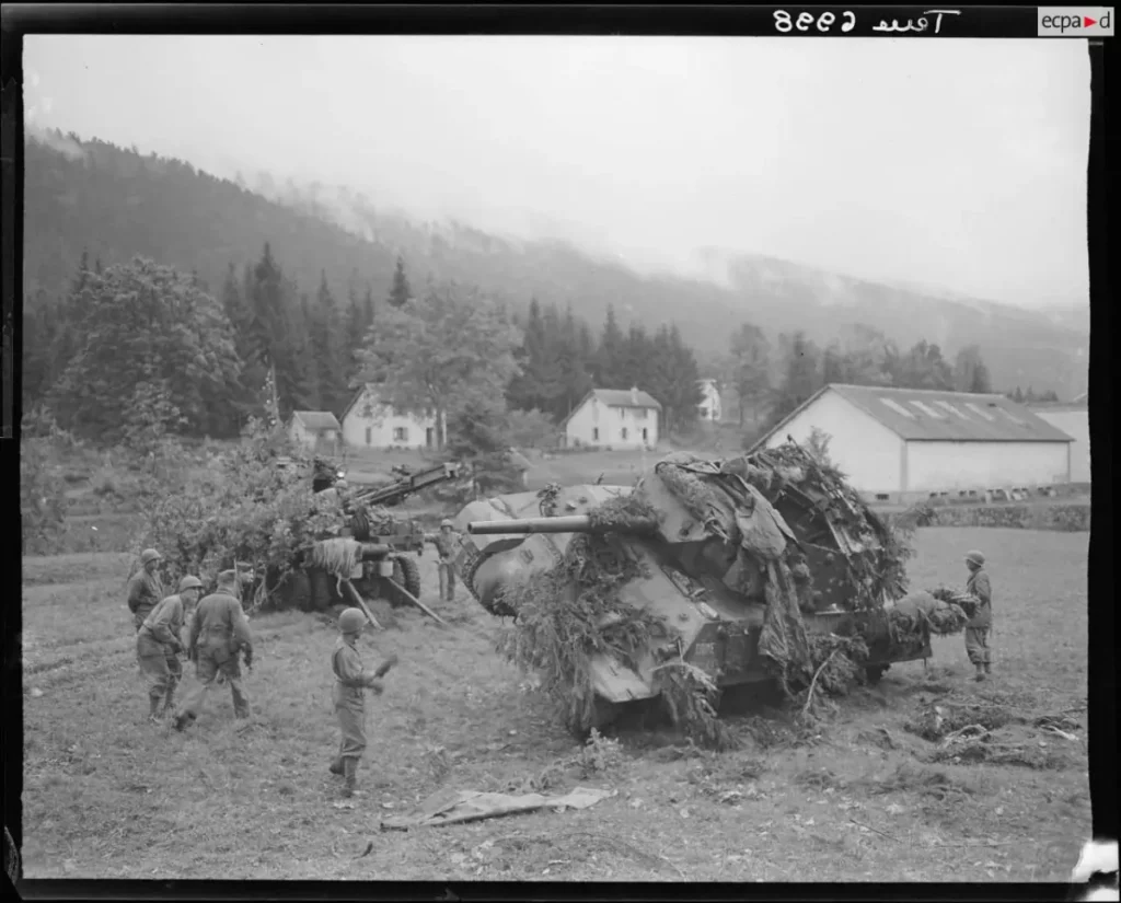 M10 Tank Destroyer dans une position étrange