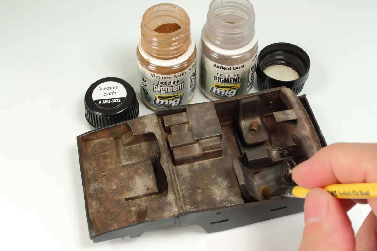 Étape 2 pour appliquer des pigments sur une maquette.
